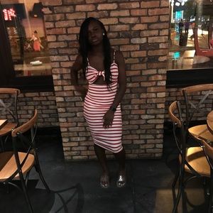 Meet your Posher, Jade